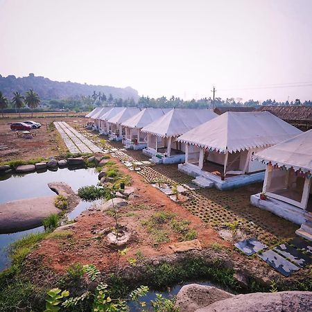 Murali Guesthouse Hampi Exterior photo